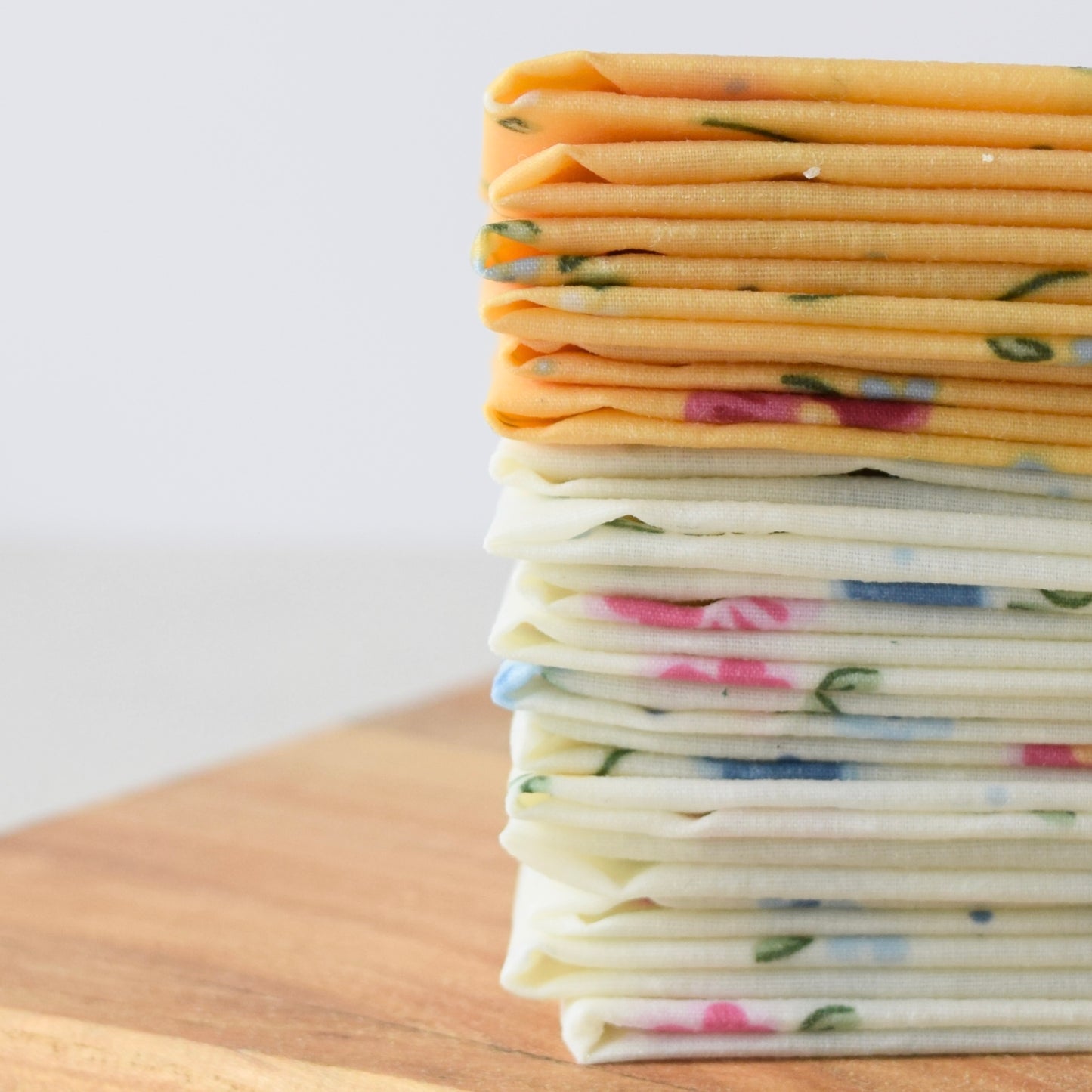 Ditsy Floral White (Large 14” x 11”) Reusable self sticking Beeswax food Wraps.