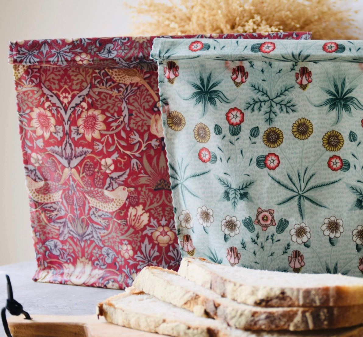 William Morris Daisy Beeswax Bag-Reusable Food Storage Bag