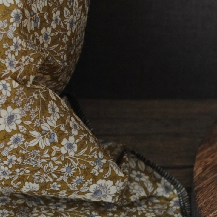 THE Beeswax Bag | Winter Meadow