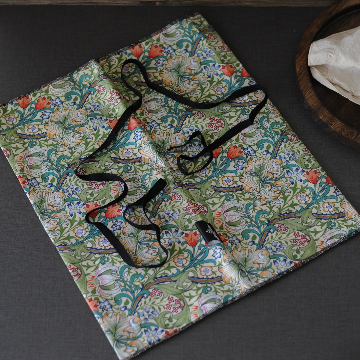 THE William Morris Heritage Cotton Bread Bag | Golden Lily