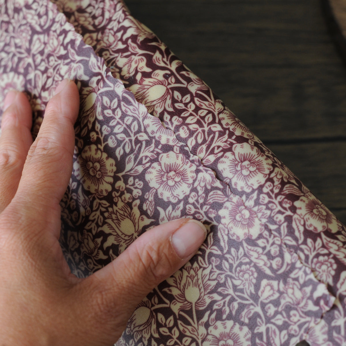 William Morris Beeswax Wraps – Single 14” × 11” | Choose Your Design