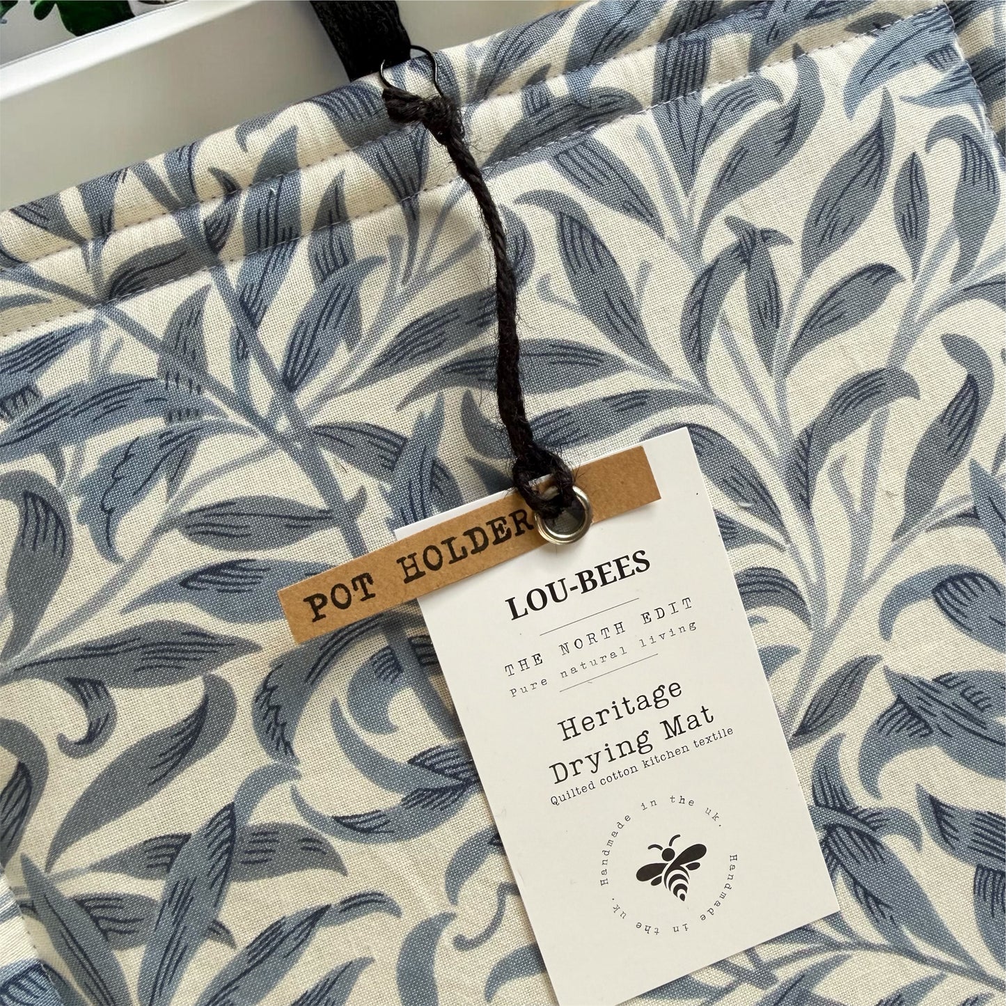 Willow Bough Pot Holder