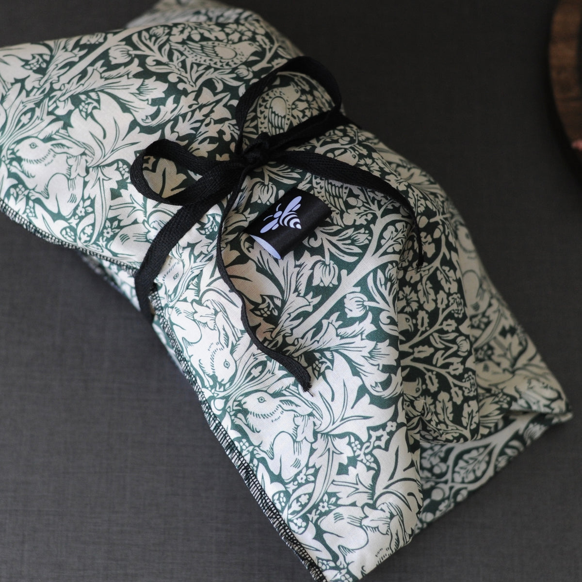 THE William Morris Heritage Cotton Bread Bag | Brother Rabbit Forest Green