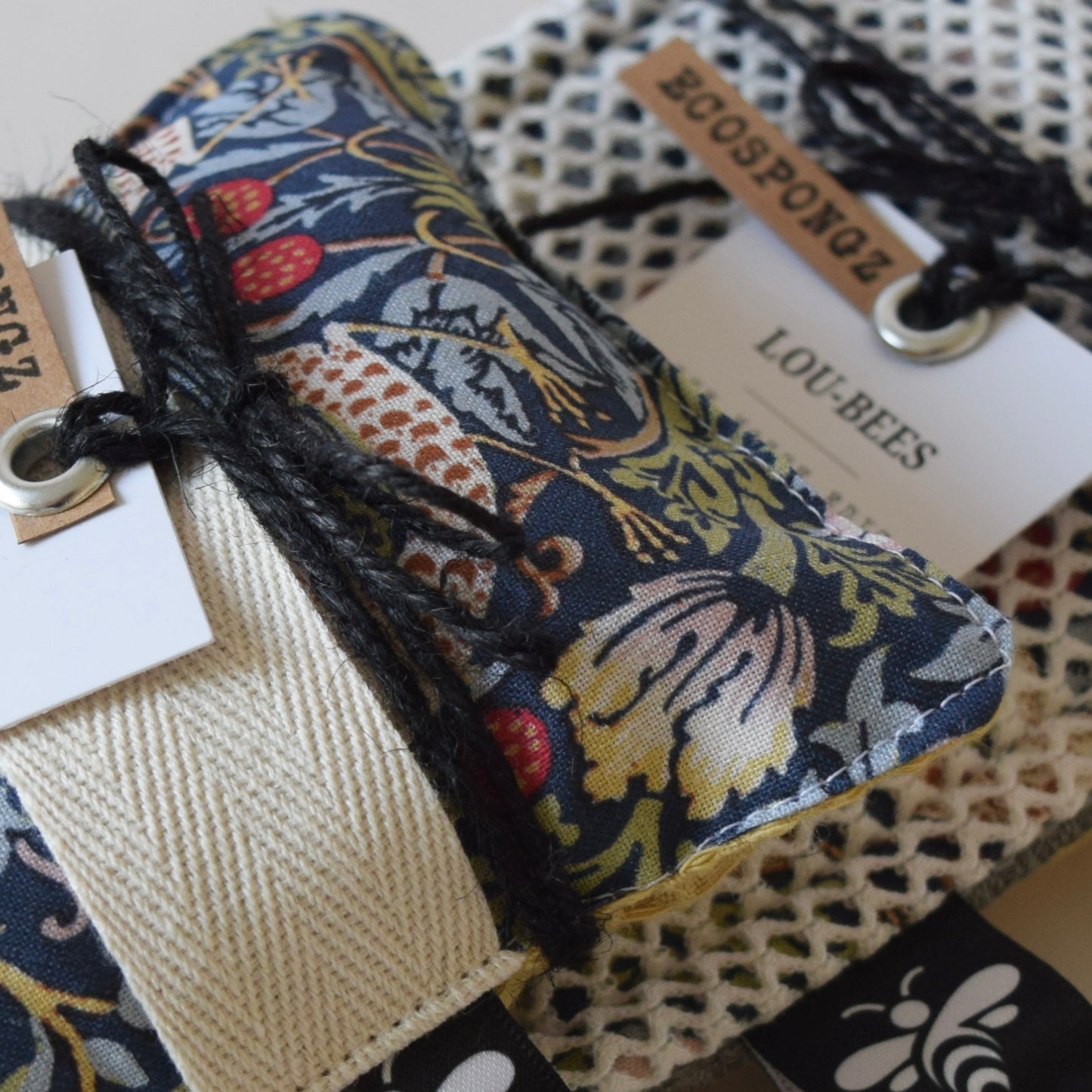 Eco Kitchen Sponge in William Morris (Strawberry Thief)