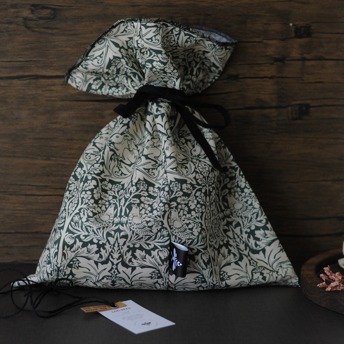 THE William Morris Heritage Cotton Bread Bag | Brother Rabbit Forest Green