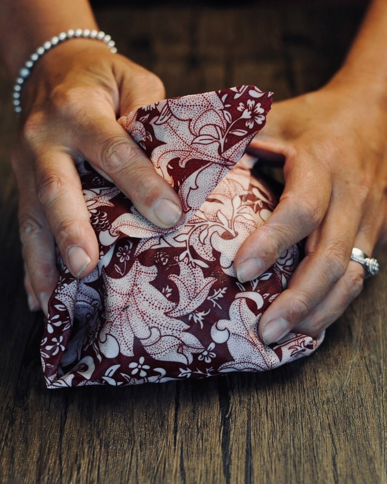William Morris Beeswax Wrap Theodesia Red  (13" or 14"x11")